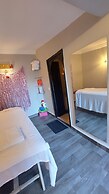 MAJOREL PEARL  Restaurant Piscine SPA