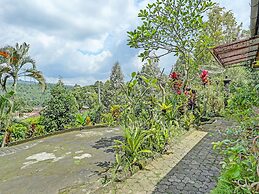 Hotel O Desa Wisata Banyuatis