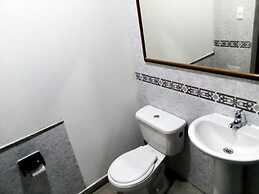 50N15 B&B