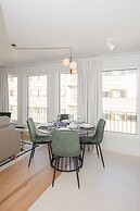 Liiiving-Modern & Glam Rooftop Apartment