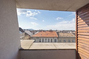 Rooftop City Residence