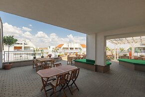 Rooftop City Residence