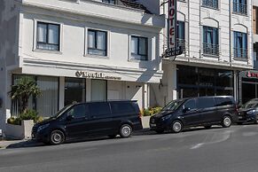 Meshk Airport hotel