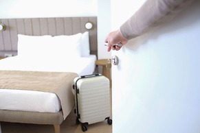 Meshk Airport hotel