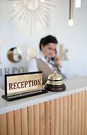 Meshk Airport hotel