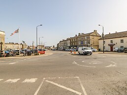 66 Dale Grove