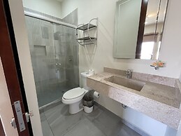 Condesa Apartments