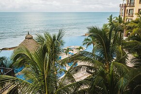 Gavias Grand Ocean Front