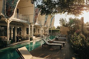 Mambo Beach Resort