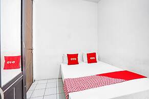 OYO Life 90791 Royale Margorejo