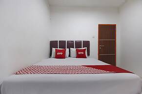 OYO 3872 Wisma Family