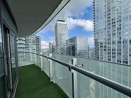 Luxury 2 Bedroom Lakeview