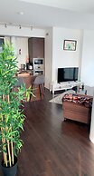 Luxury 2 Bedroom Lakeview