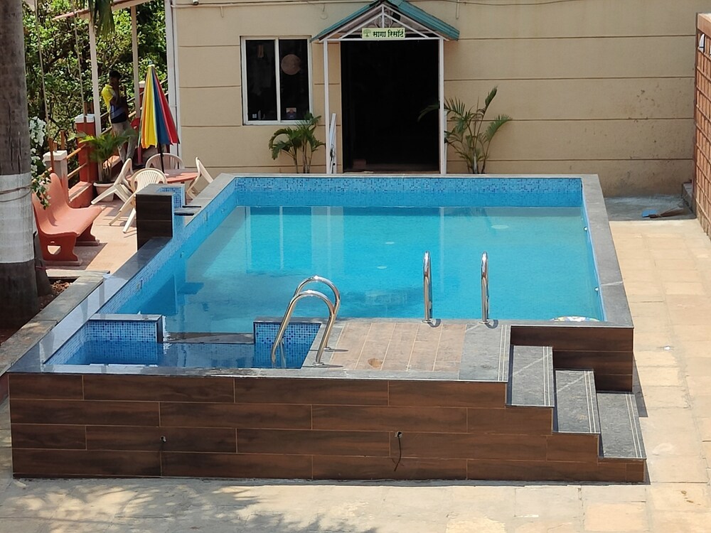 Saga Resort