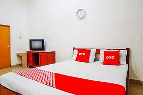OYO 91647 Sanina Residence