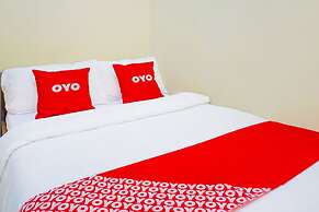 Flagship 90723 Berlima Guest House Syariah