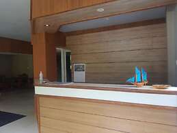 Hotel O Subur