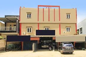 OYO 91855 Big Hotel Kendari