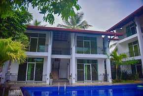 Sanri villa Katunayaka