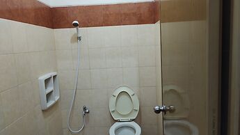 Hotel O C16 Siwalankerto Syariah