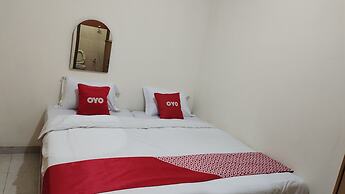 Hotel O C16 Siwalankerto Syariah