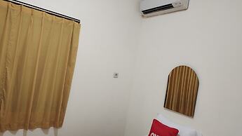 Hotel O C16 Siwalankerto Syariah