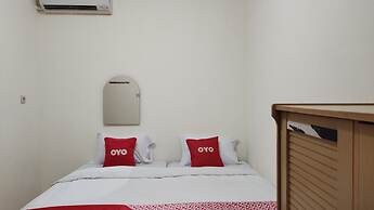 Hotel O C16 Siwalankerto Syariah