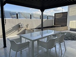 Luxury Penthouse Above the Shopping Town