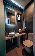 Ble Kythnos Suites