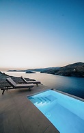 Ble Kythnos Suites