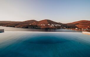 Ble Kythnos Suites