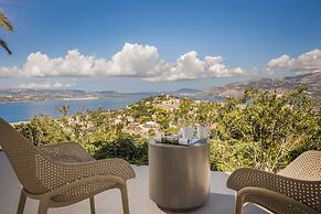 360° Luxury Residences