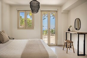 360° Luxury Residences