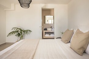 360° Luxury Residences