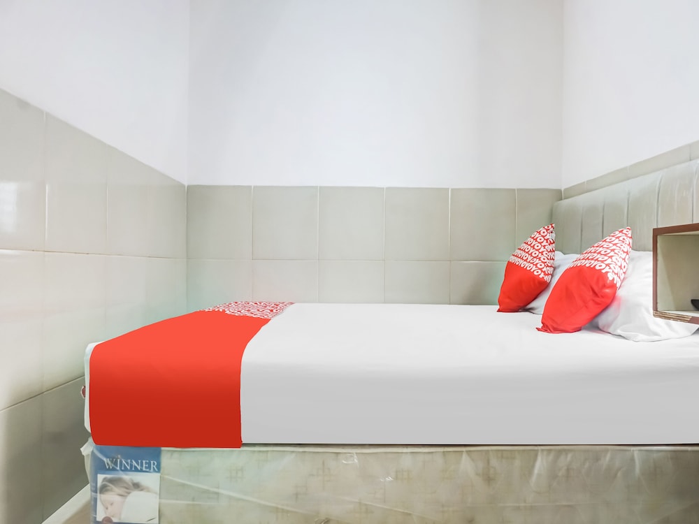 OYO 91316 Hh Guest House Makassar