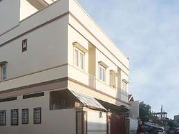 OYO 91316 Hh Guest House Makassar
