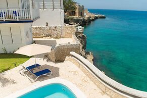 Begona Cliff Hotel