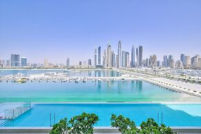 Sunrise Bay - Ultra Luxury Emaar Beachfront - Private Beach and Pool