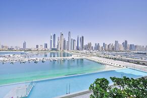 Sunrise Bay - Ultra Luxury Emaar Beachfront - Private Beach and Pool
