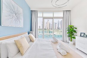 Sunrise Bay - Ultra Luxury Emaar Beachfront - Private Beach and Pool