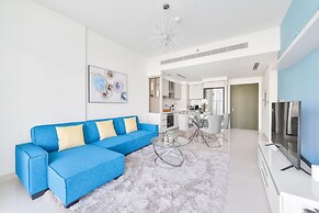 Sunrise Bay - Ultra Luxury Emaar Beachfront - Private Beach and Pool