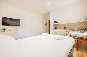 Debora's Flat