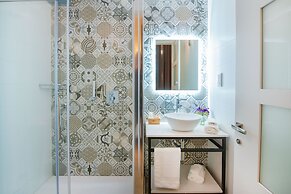 Georges Boutique Living