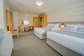 Beach Hotel