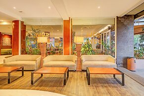 Palette Signature Hotel