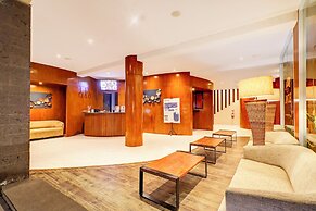 Palette Signature Hotel