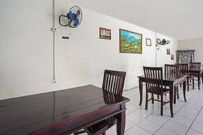 OYO 91035 De Ritz Residence