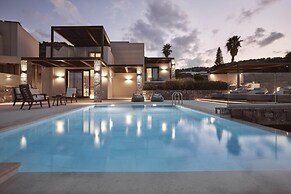 Kalloni - Beautiful Waterfront 3 bed Room Villa
