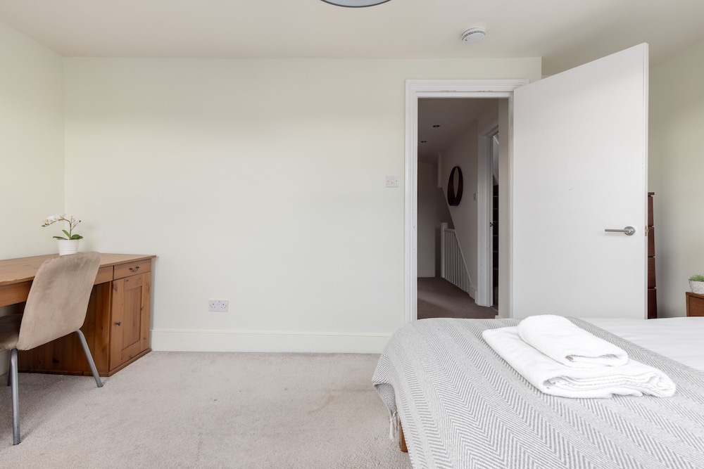 The Wandsworth Collection