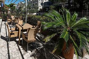 Hotel Selene